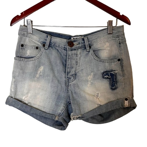 One Teaspoon Chargers Women's Jean Shorts - Picture 3 of 12